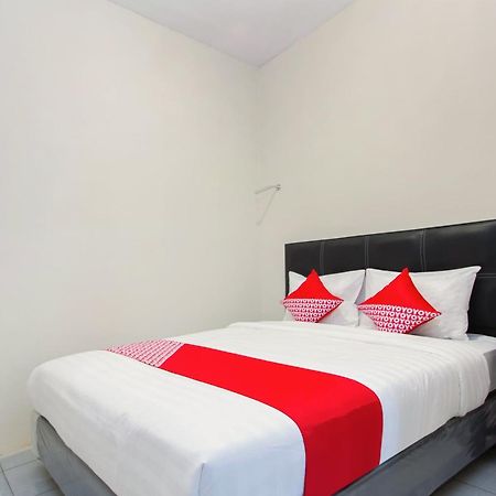 Oyo 1718 Homestay Wak Gobenk Salakan Dış mekan fotoğraf